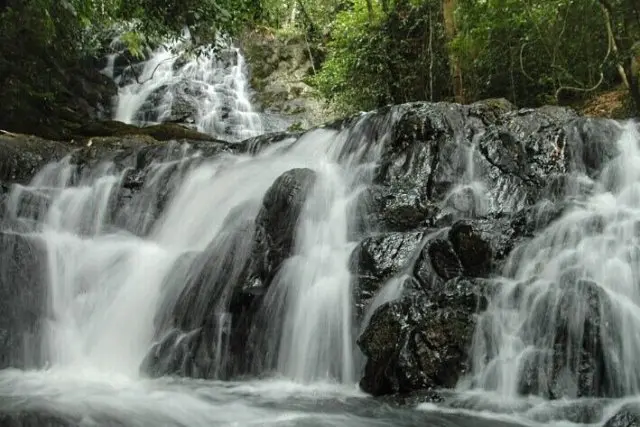 Air Terjun Batu Betiang