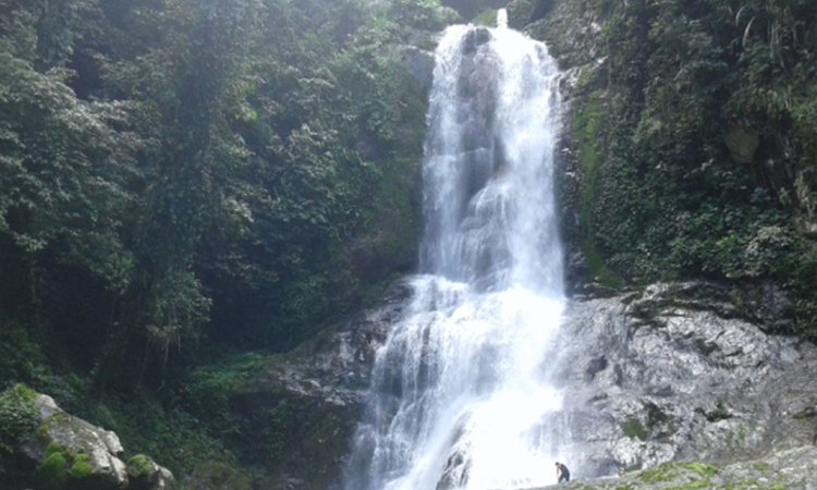 Air Terjun Enoo