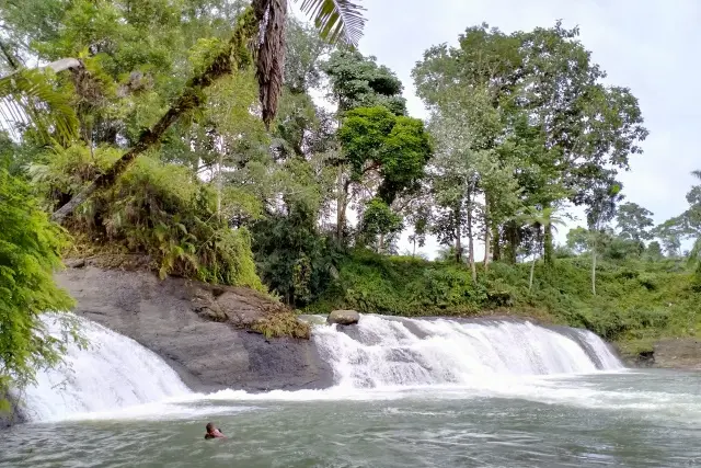 Air Terjun Sampuran Botung