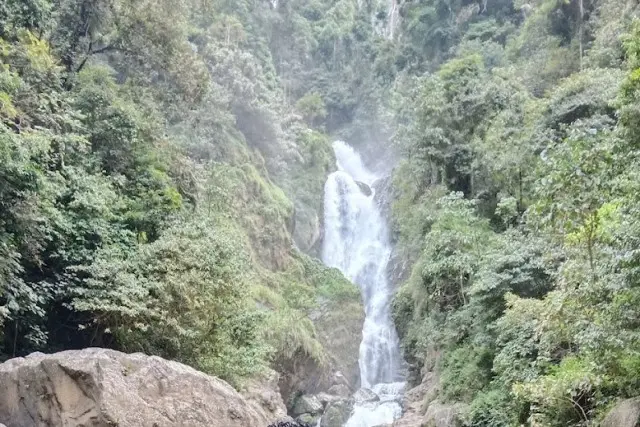 Air Terjun Sialogo