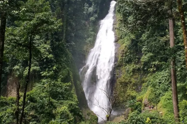Air Terjun Silima-Lima