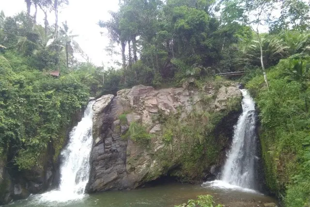 Air Terjun Sisundung Parsalakan