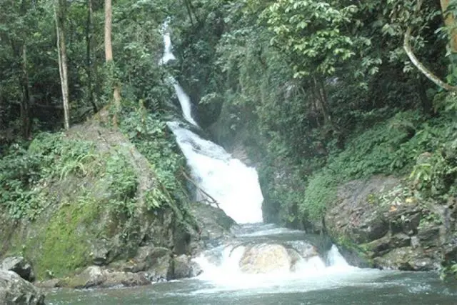 Air Terjun Tujuh Panggung