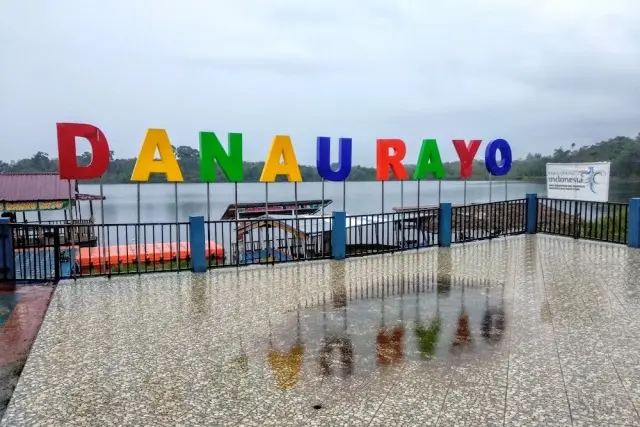 Danau Rayo