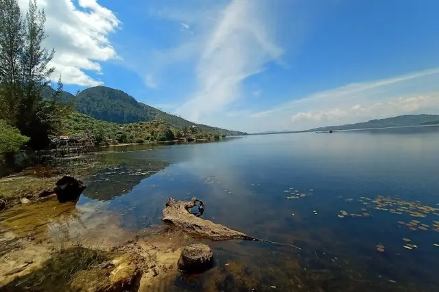 Danau Siais Batangtoru