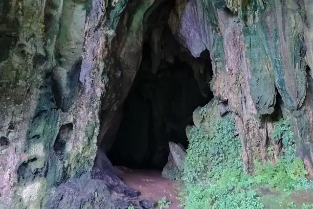 Gua Batu Napalicin Musi Rawas