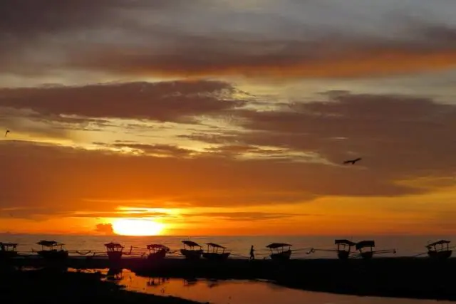 Pantai Gu'u di Nias Barat