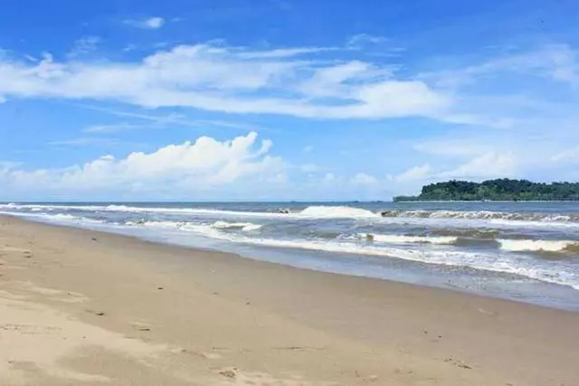 Pantai Muara Upu