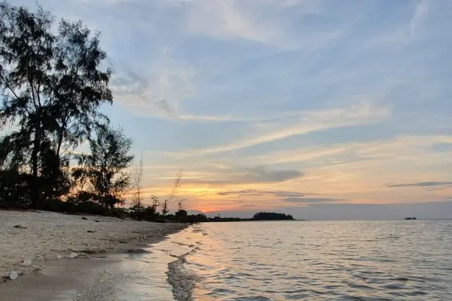 Pantai Mutiara Indah di Serdang Bedagai