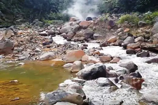 Pemandian Air Panas Aek Nabara