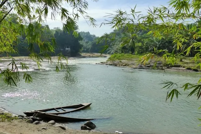 Pemandian Batu Nongol di Serdang Bedagai