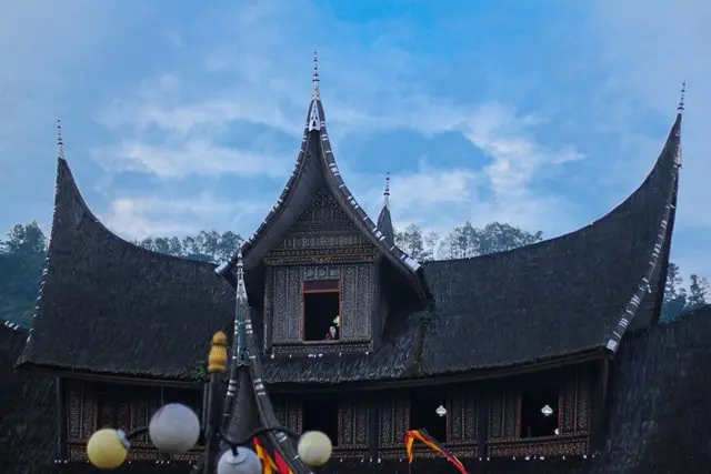 Wisata Istana PagaruyungIstana Basa