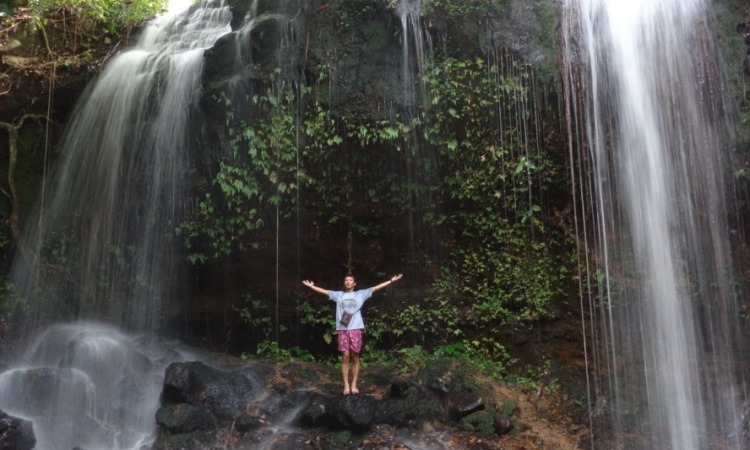 Air Terjun Batu Bekinyau