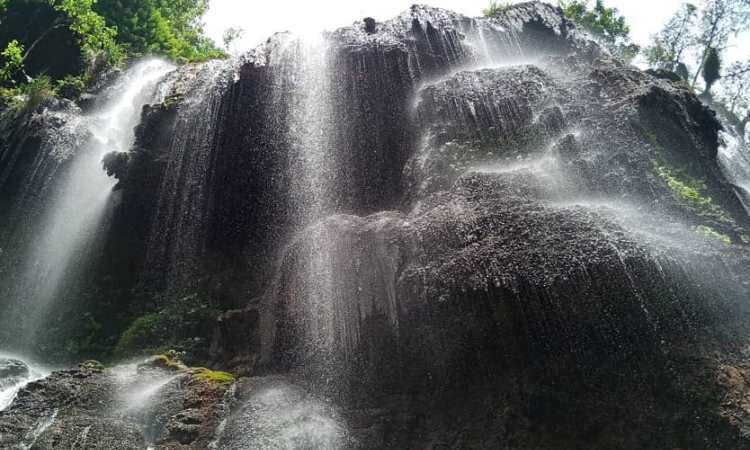 Air Terjun Peh