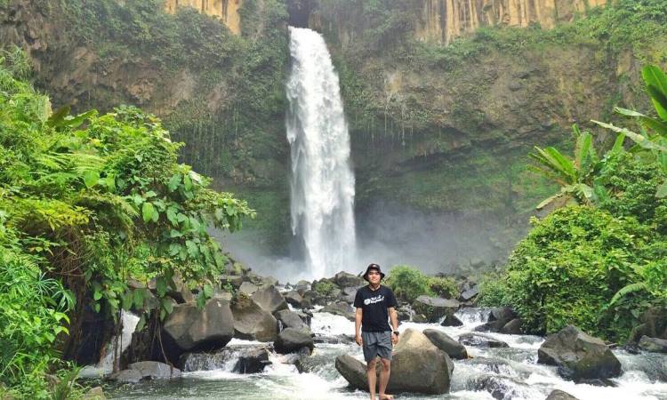 Air Terjun Tangga Seribu