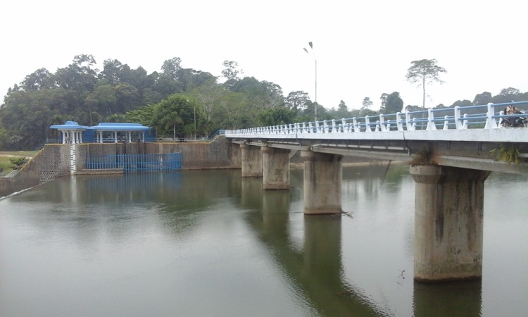 Bendungan Air Manjunto