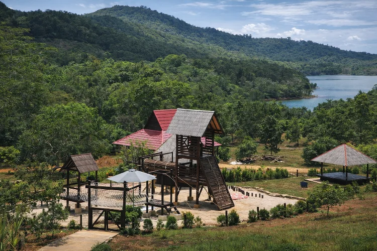 Tempat Wisata di Belitung - Bukit Pangkuan