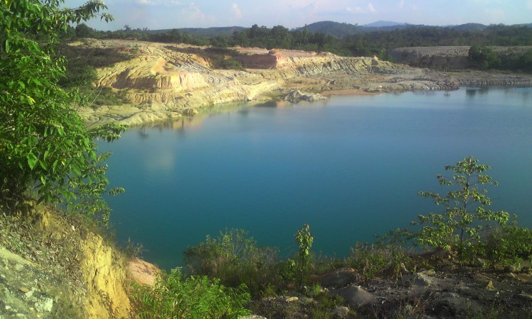 Danau Biru