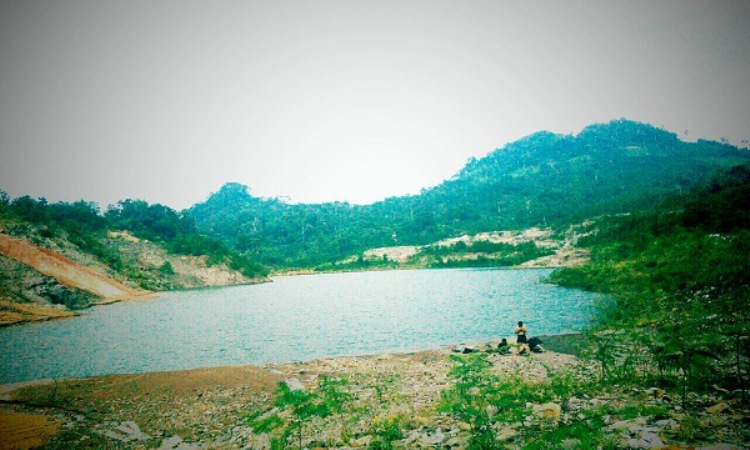 Danau Biru