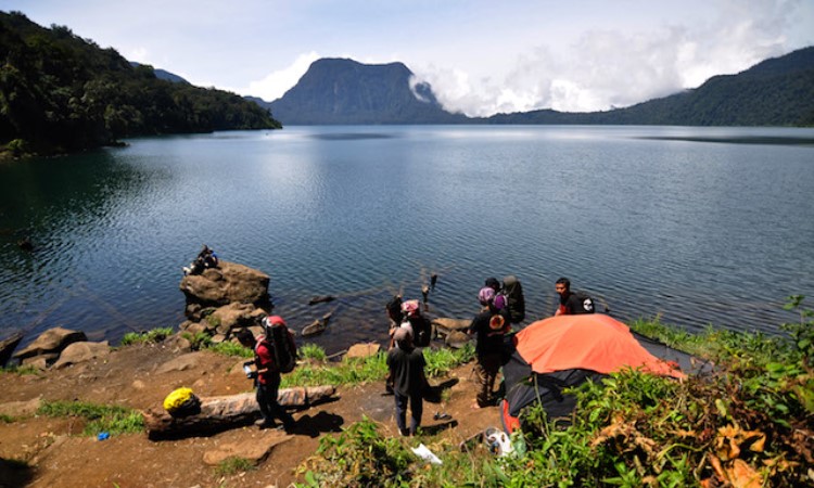 Danau Gunung Tujuh