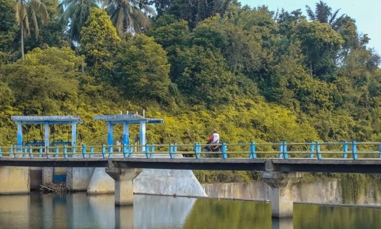 Danau Kwutan Serunting