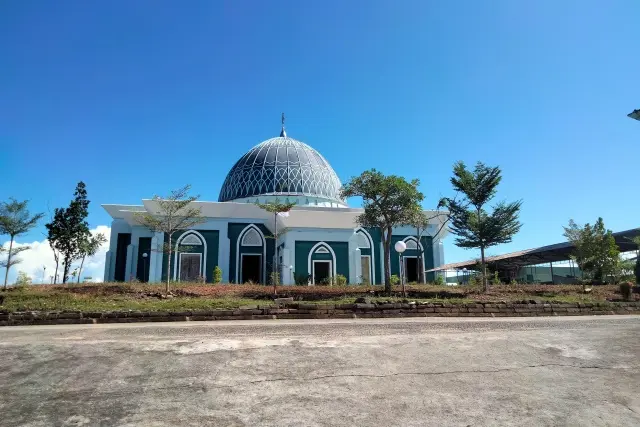 Masjid Raya Dompak