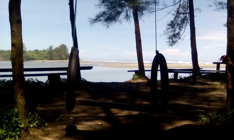 Pantai Muara Kungkai