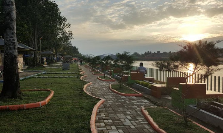 Taman Tepian Cik Minah