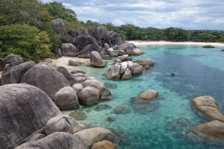 Tempat Wisata di Belitung Terbaru & Paling Hits, Wajib Masuk Bucket List Liburan!