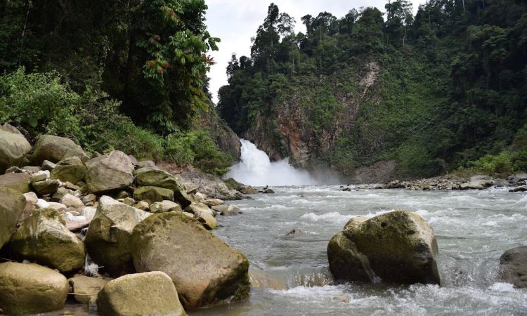 Air Terjun Kedabuhan