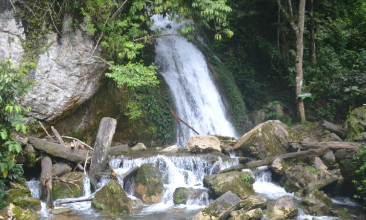 Air Terjun Mangaya