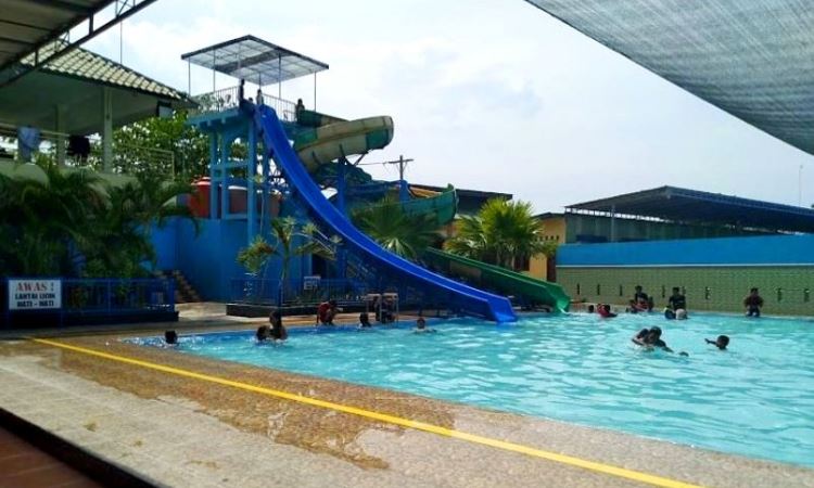 Kolam Renang Vitra Tirta Raya