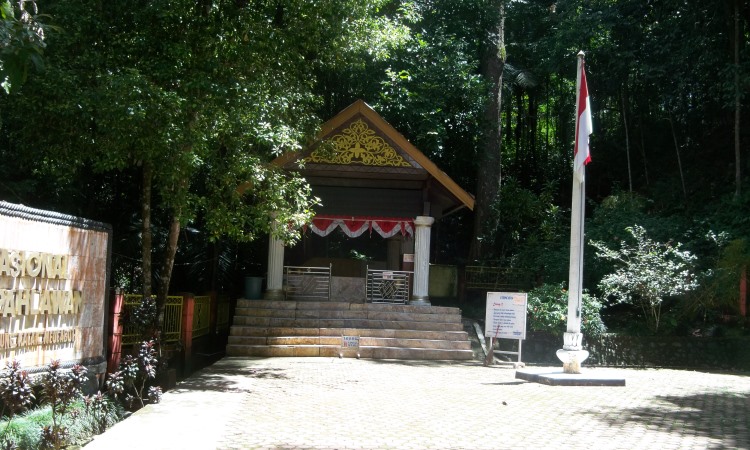 Makam Pahlawan Teuku Umar