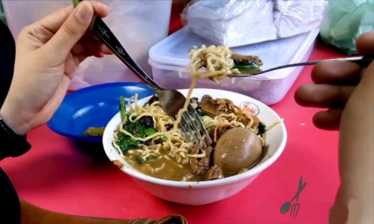 Mie Ayam Jamur Amigos