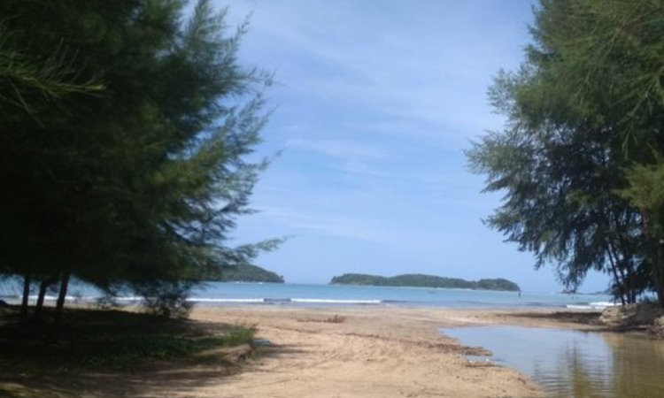 Pantai Ujong Pusong