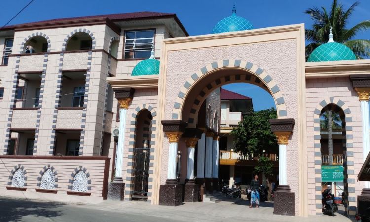 Pondok Pesantren Darul Munawwarah