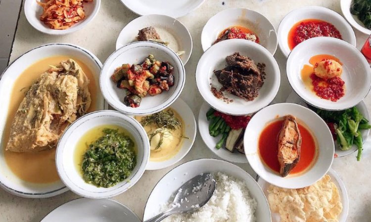 Kedai Nasi Pauh Piaman