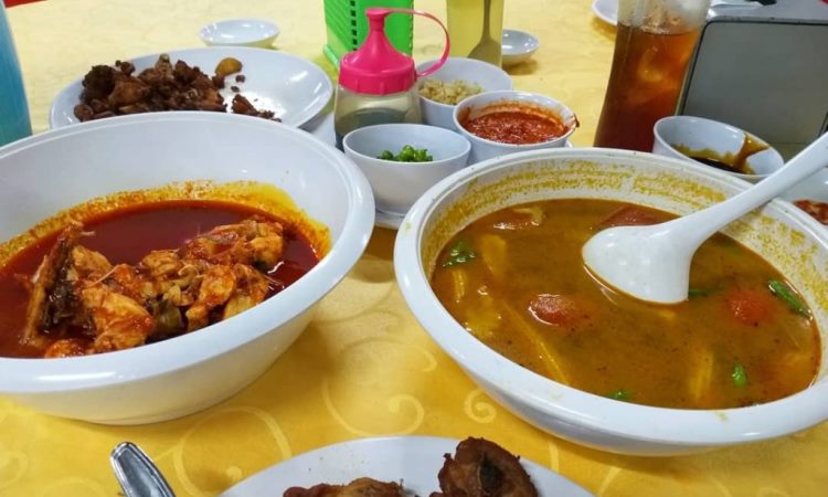 Lesehan Mitra Mall di Batam