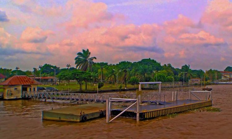 Pantai Dermaga Sungai Gerong