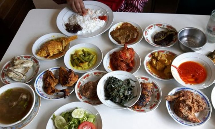 Restoran Simpang Raya