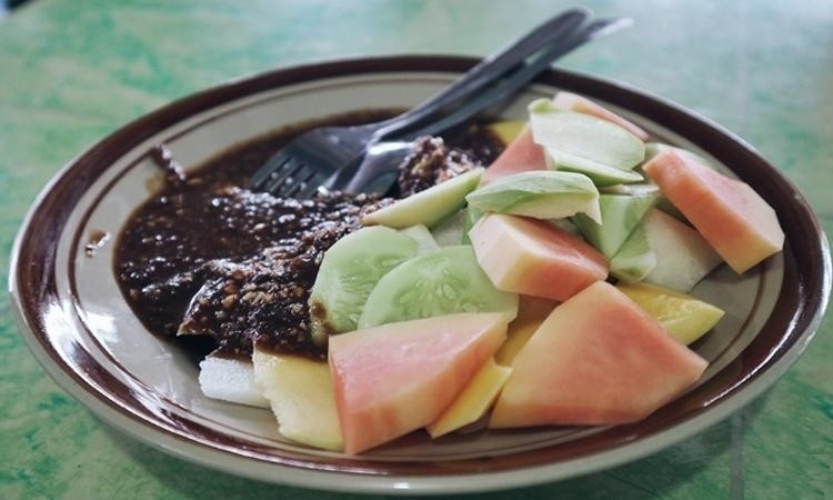 Rujak Aniu Teng Teng