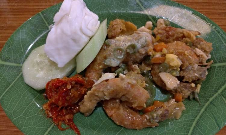 Rumah Makan Kampung Kecil Palembang