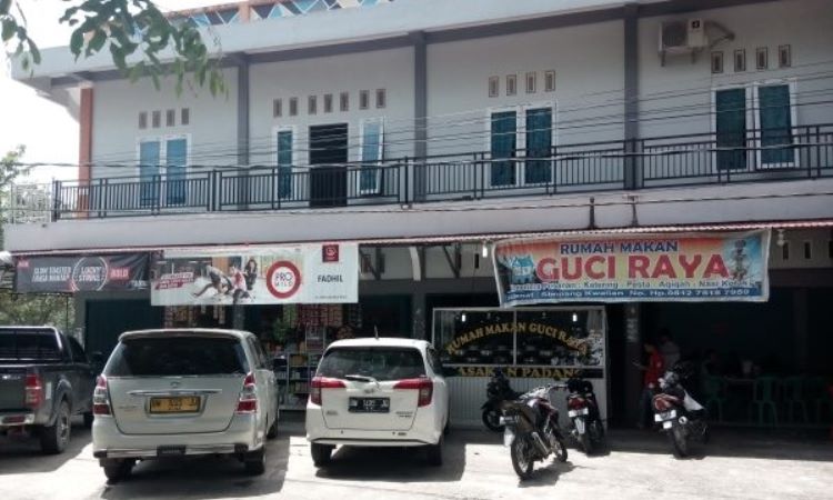 Rumah Makan Guci Raya