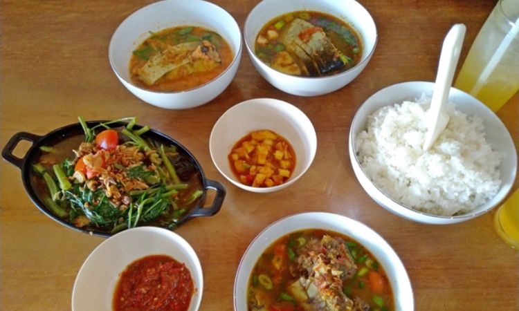 Rumah Makan Pindang Pegagan