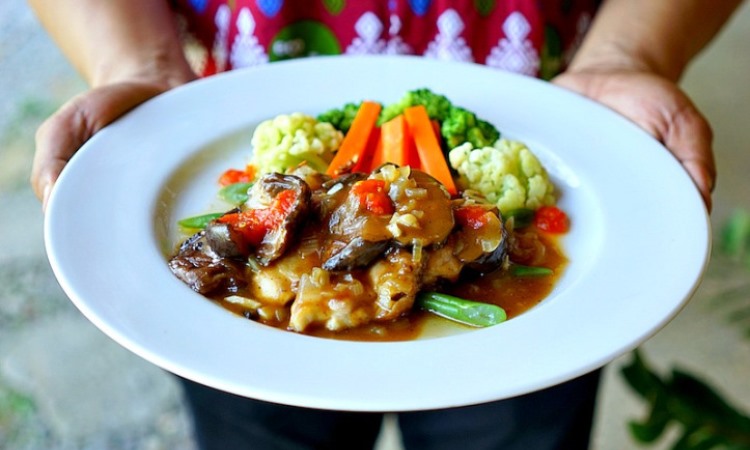 Kapal Bambu Restaurant