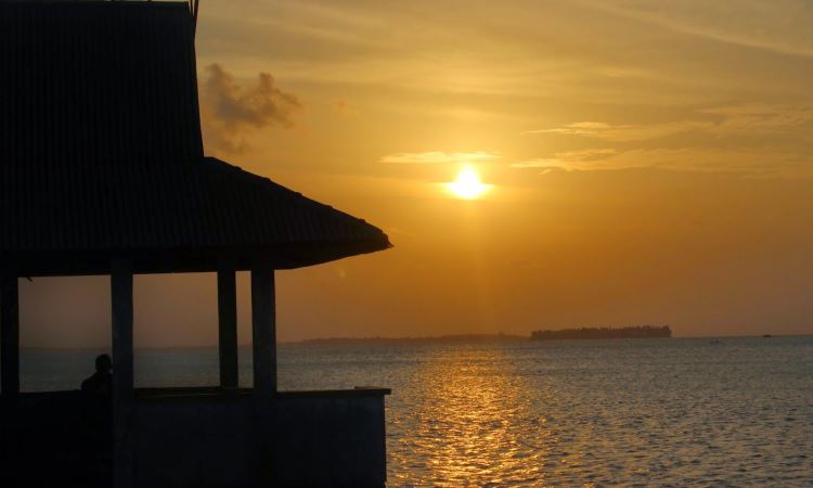 Pantai Tanjung Siambang Dompak