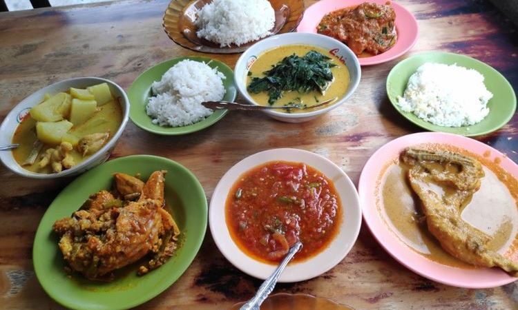 10 Restoran & Tempat Makan di Simalungun