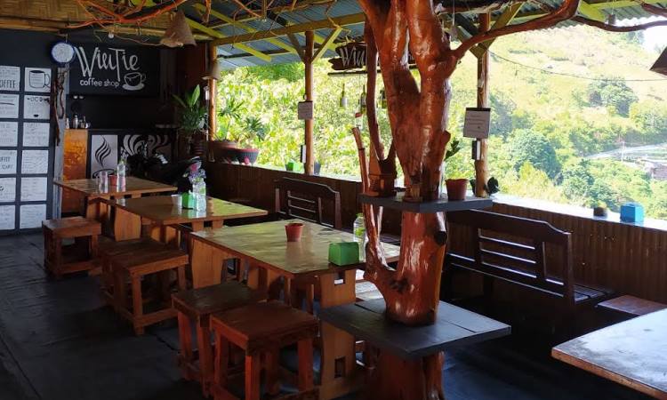 Wintie Coffeshop-Parapat