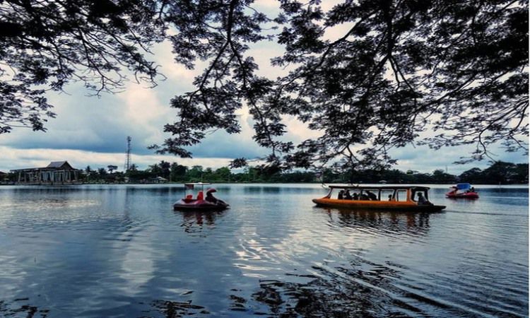 Wisata Danau Raja, Riau