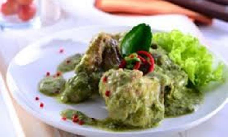 Ayam Lado Hijau